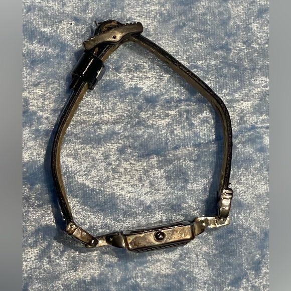 Geneva Quartz Women’s Wrist Watch Brown  Leather Band Square Face Chrome Plate - Picture 6 of 7